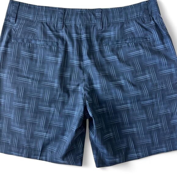 Callaway Men’s Blue Plaid Golf Shorts Size 34 Quick-Dry - Picture 2 of 3
